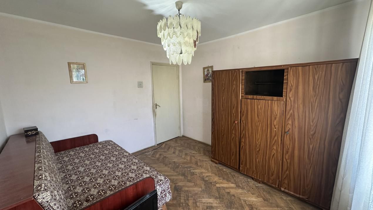 Apartament 3 camere, etaj intermediar. Craiovei, Pitești – fotografia 3 din 7