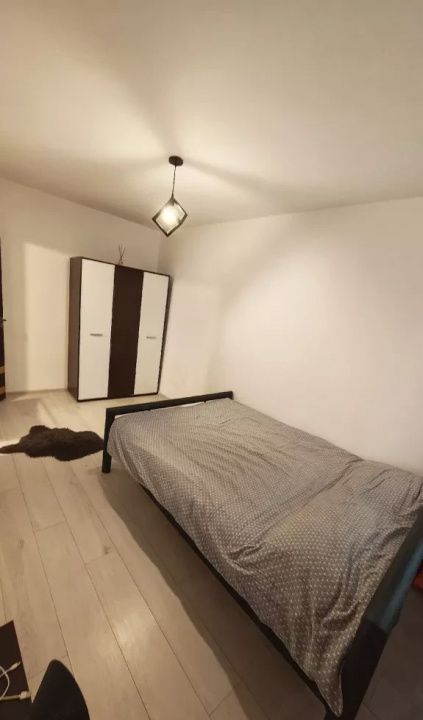 PARTAMENT 2 CAMERE DE ÎNCHIRIAT – PROASPĂT RENOVAT | MOBILAT ȘI UTILAT COMPLET – fotografia 2 din 5