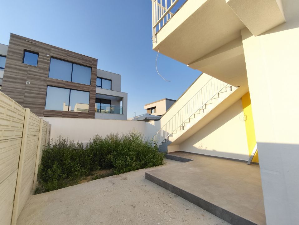 🏡 Vila modernă de inchiriat Mamaia Sat pretabil grădinița – fotografia 22 din 34