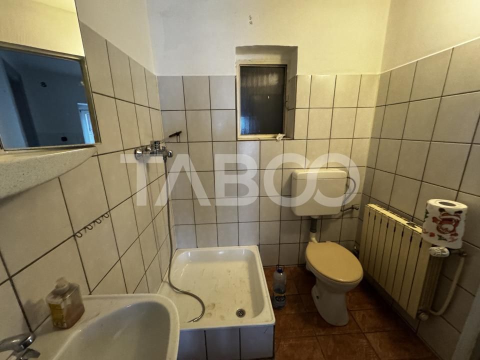 Spatiu comercial 50 mp de inchiriat in centrul Cristianului cu vad bun – fotografia 4 din 8