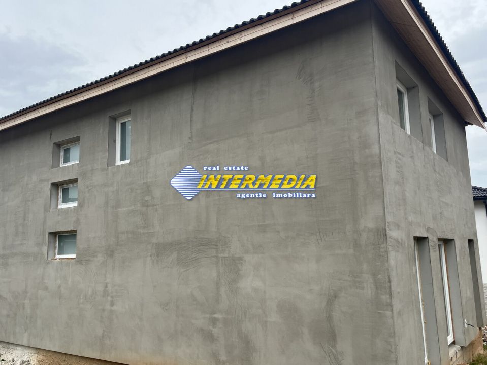Casa noua de vanzare in Alba Iulia cu 4 camere semifinisata cu apa gaz curent – fotografia 8 din 13