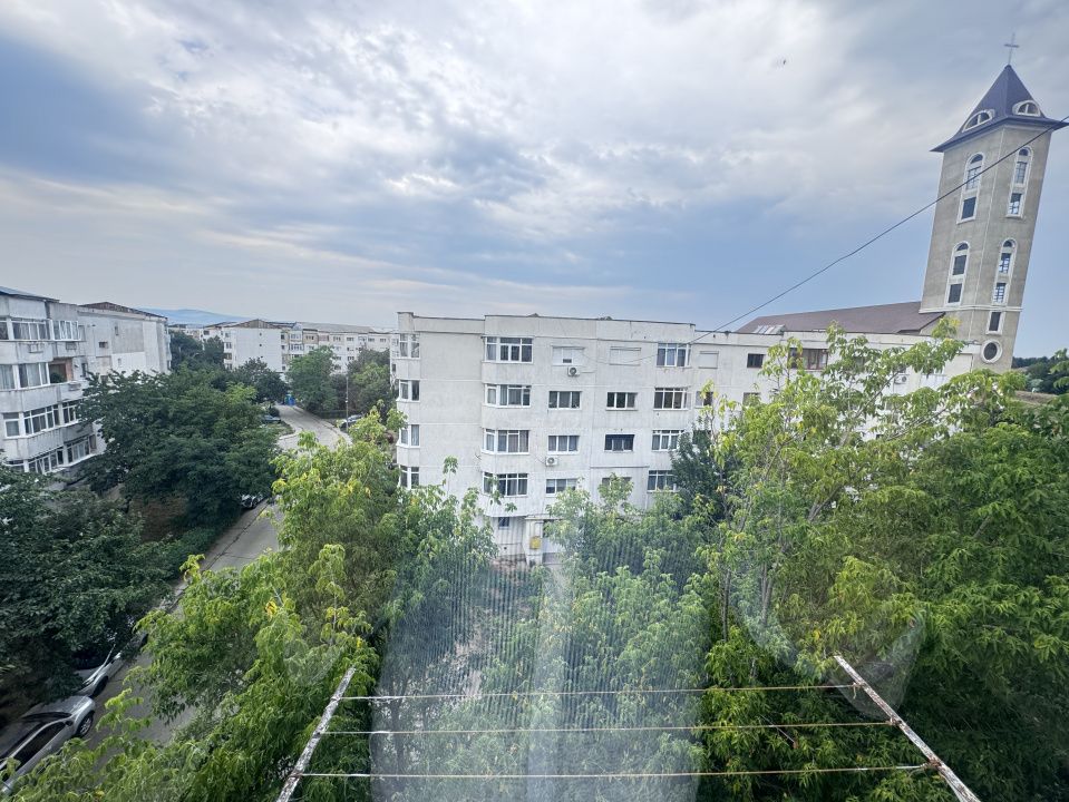 apartament cu 2 camere-decomandat-de vanzare-zona de nord – fotografia 8 din 14