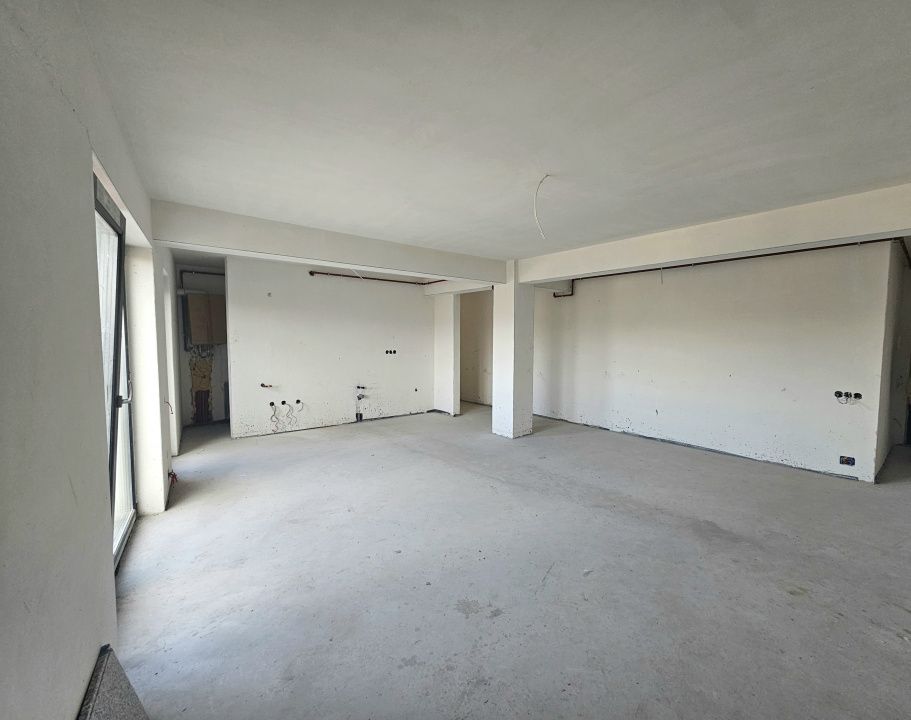 Apartament in curs de amenajare, cartierul Someseni – fotografia 1 din 10