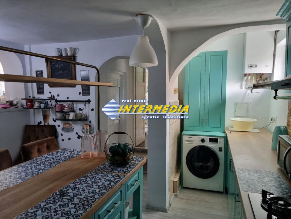Casa P+E de vanzare recent renovata in Centru cu 680 mp teren – fotografia 18 din 35