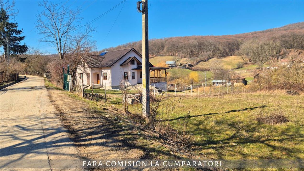 TEREN 872 MP ZONA LINISTITA AER CURAT – fotografia 5 din 10