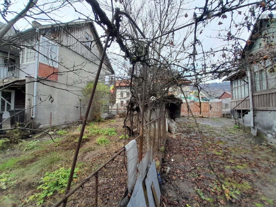 Casa traditionala cu anexe si gradina,Zona Nasaud – fotografia 15 din 21