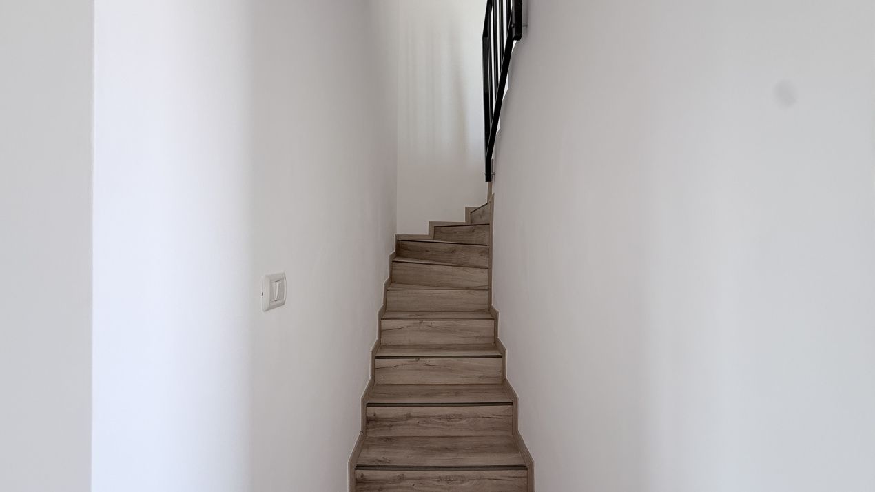 Comision 0% Duplex de vanzare, 4 camere, teren 466 mp - Mosnita Noua – fotografia 19 din 23
