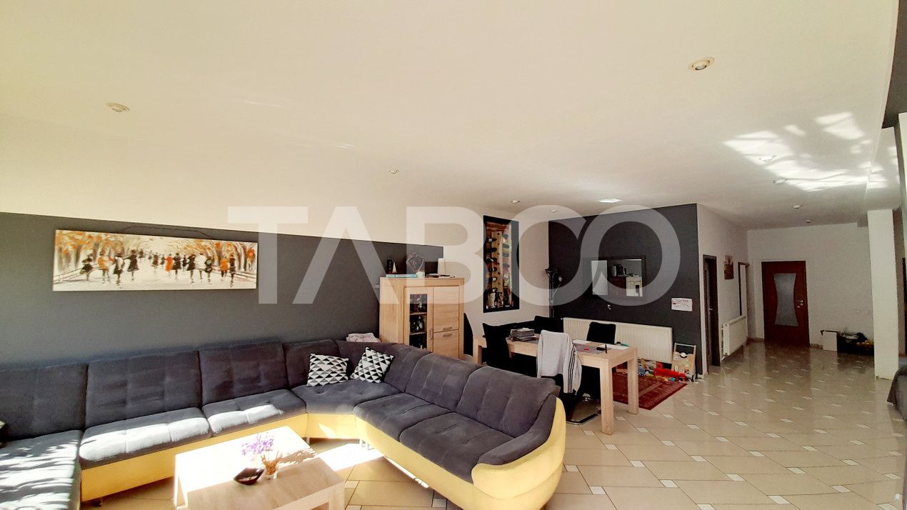 Pensiune si casa in centrul Sibiului cu business functional – fotografia 4 din 9