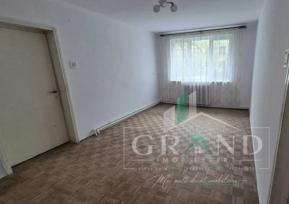 Apartament 2 camere, central, Cluj-Napoca – fotografia 1 din 5