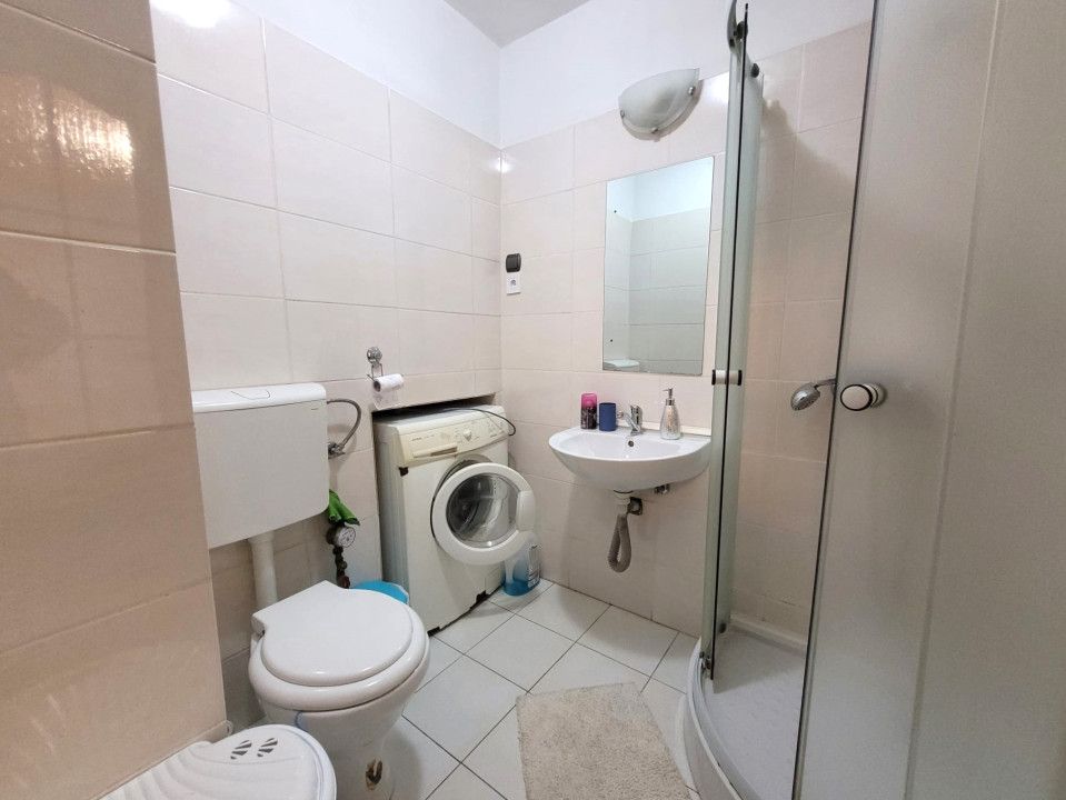 Apartament la prima inchiriere in zona ultracentrala cu parcare – fotografia 7 din 9