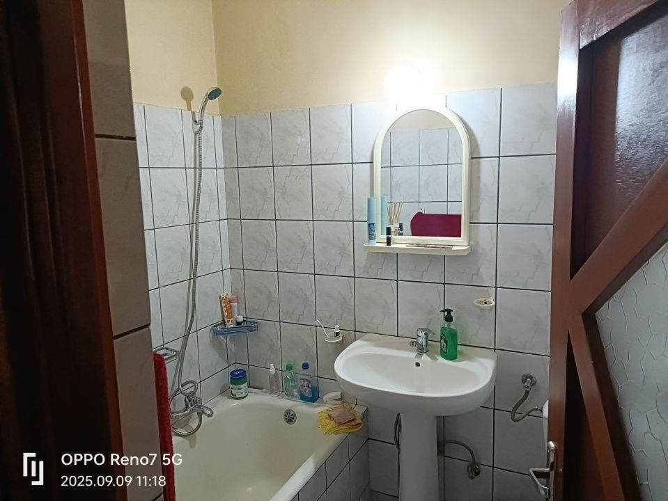 Casă de vânzare în Reghin zona centrală. – fotografia 7 din 13