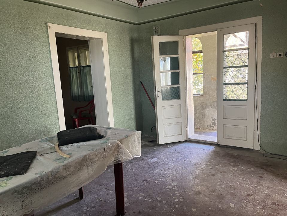 COMISION 0 % Paru - Lugoj, Casa cu 8 camere, teren 1150 mp – fotografia 2 din 11