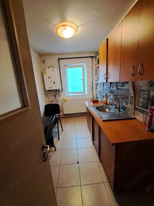 NOU! Apartament 3 Camere Decomandat – Zona Centrală (Str. Boerescu Zaharia) – fotografia 5 din 9