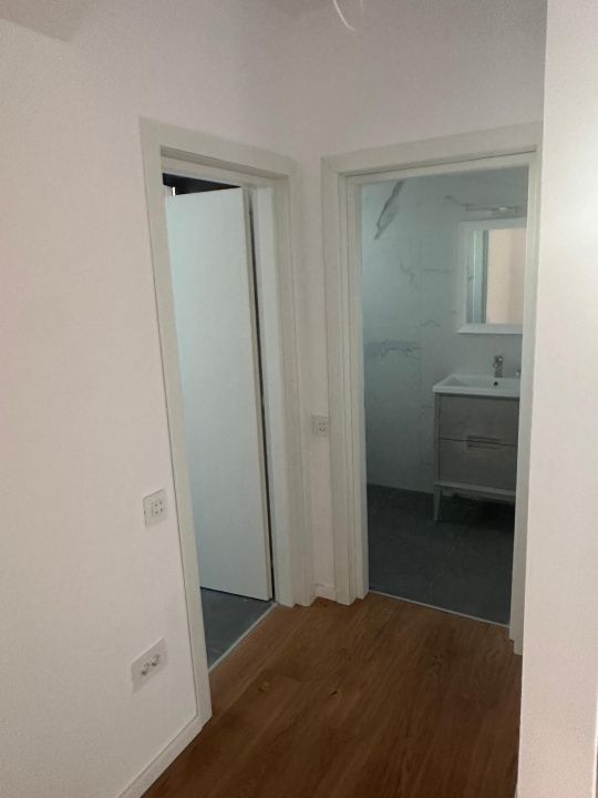 Vilă de vânzare pe malul lacului | in zona Mamaia Nord | 0% Comision – fotografia 19 din 23