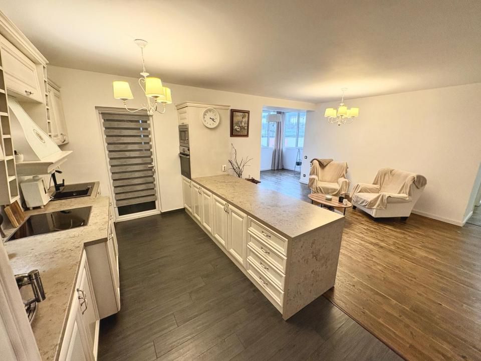 Penthouse de vanzare 6 camere terasa 150mp zona Floresti Stejarului – fotografia 2 din 12