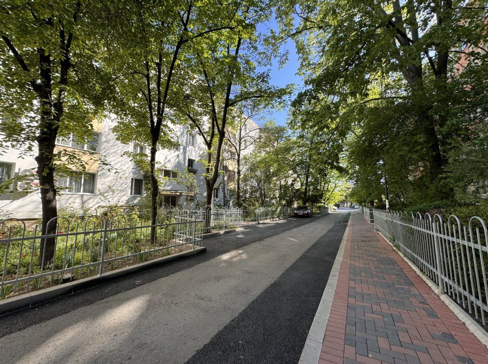 3 Camere | 63 MP | RENOVAT | PARTER ÎNALT | SĂLĂJAN – JEAN STERIADI | 114.000 E – fotografia 15 din 15