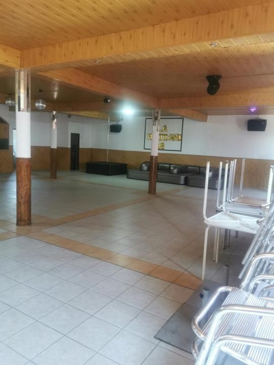 Spațiu comercial de închiriat – Ungureni, Dambovita | 500 €/lună – fotografia 1 din 7