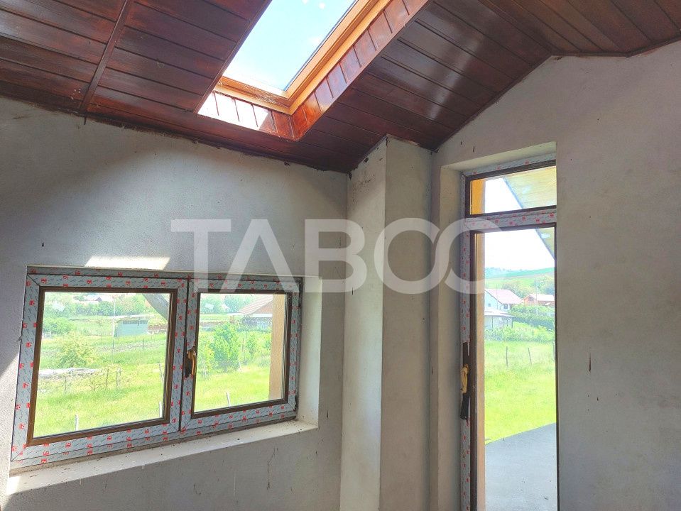 Casa de vanzare cu teren 2000 mp 5 camere  Sura Mare Hamba Sibiu – fotografia 16 din 37