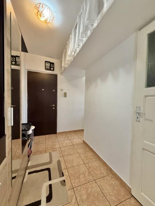 Apartament 2 camere, mobilat, etaj 3, zona Dambovita – fotografia 8 din 9