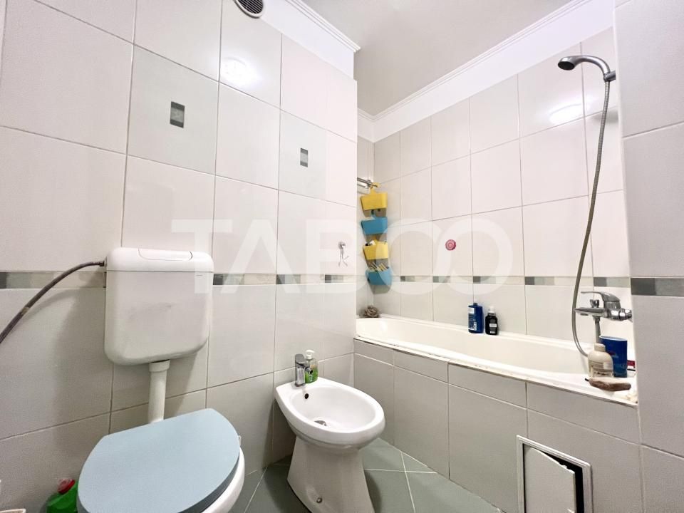 Apartament cu 4 camere in Gheorgheni lift si boxa parcare inclusa – fotografia 12 din 14