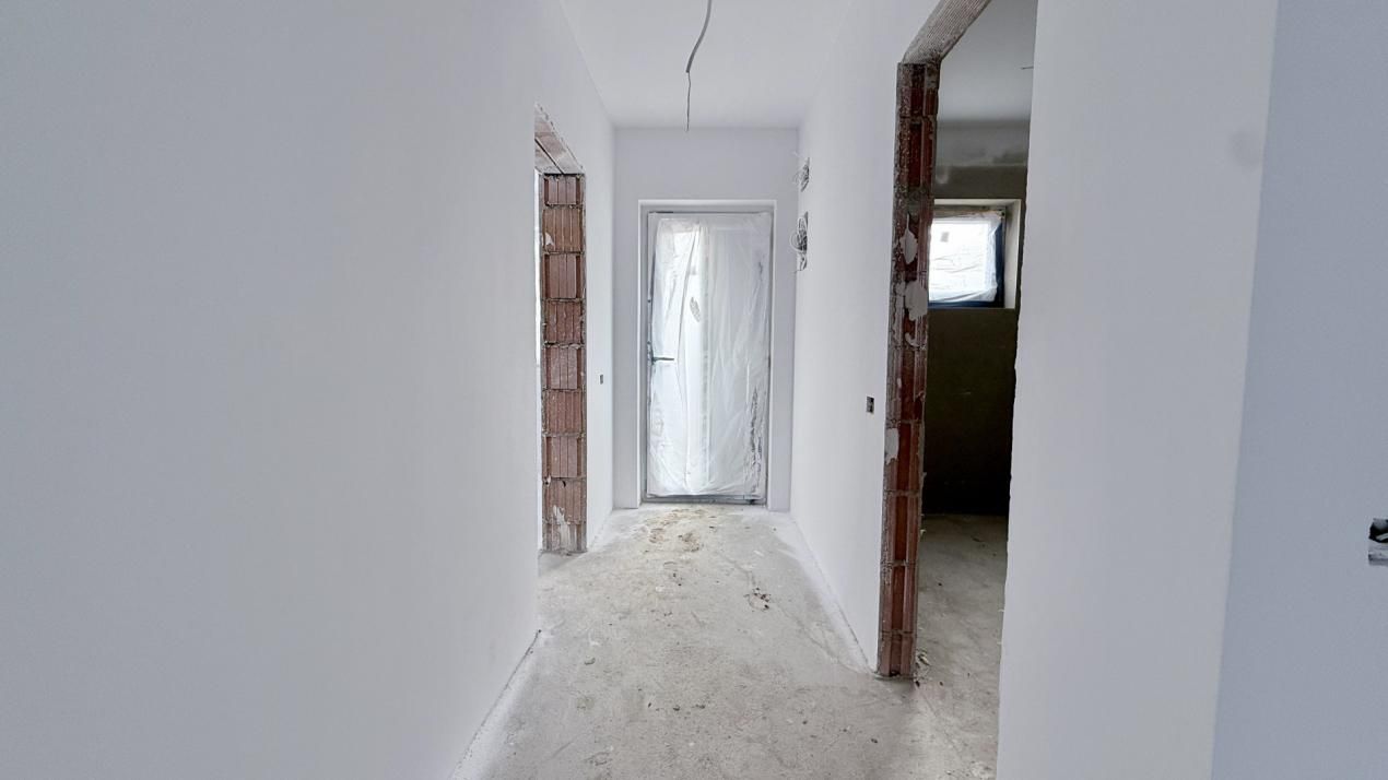 Duplex pe parter 3 camere toate utilitatile Mosnita Noua – fotografia 10 din 16