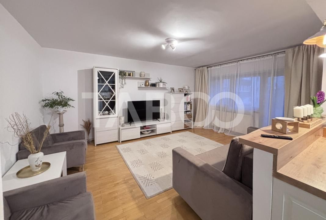Apartament cu 4 camere de vanzare 99 mp utili Scortarilor – fotografia 2 din 9