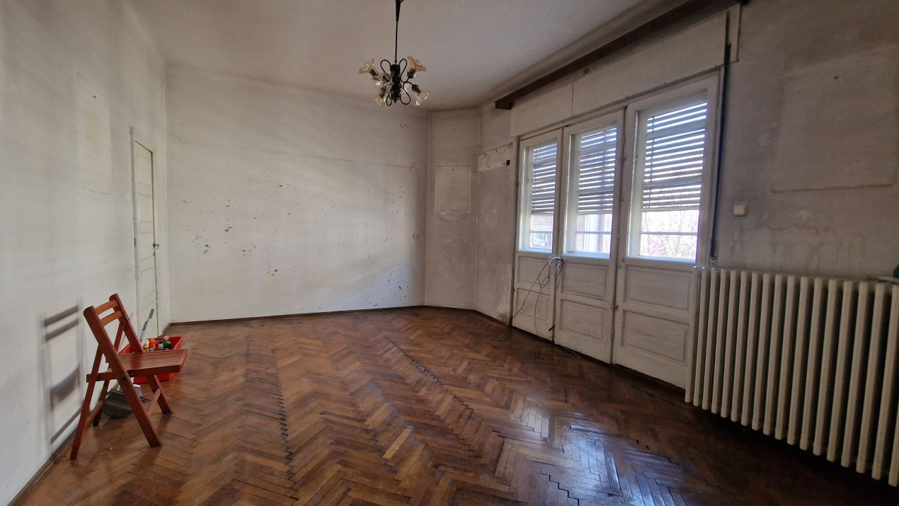Proprietate deosebită ap 3 camere de vanzare ULTRACENTRAL – fotografia 1 din 19