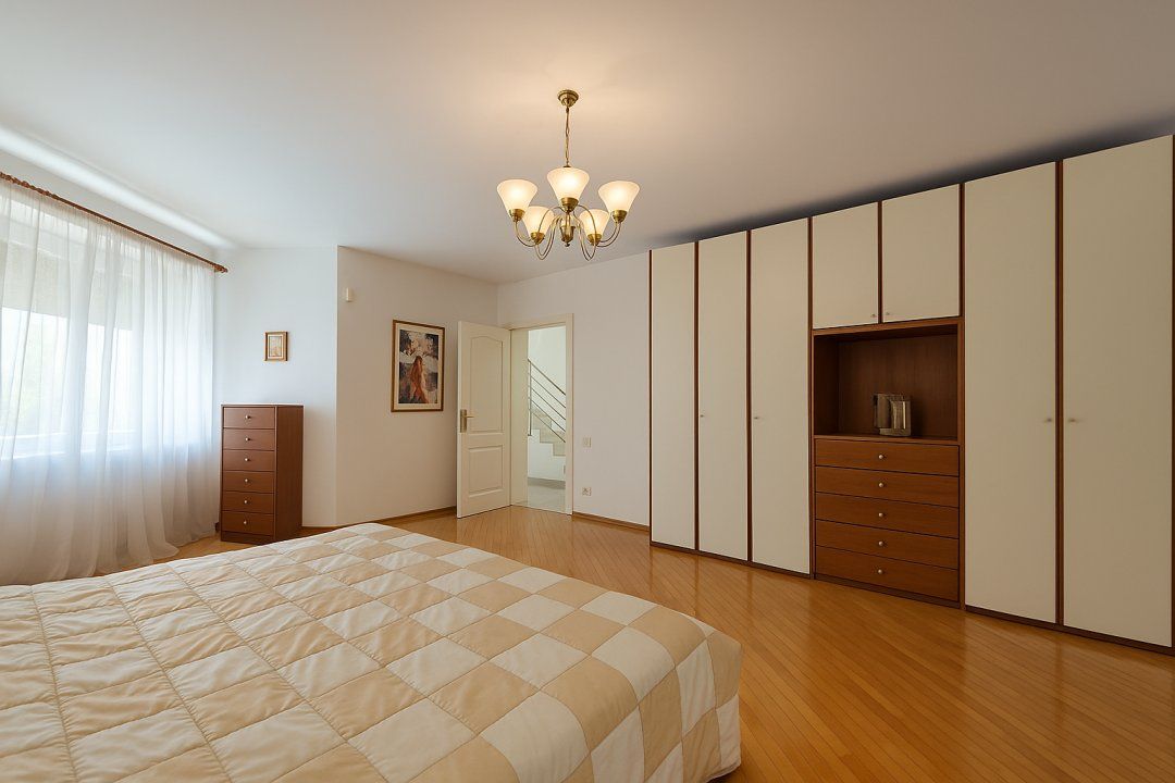Grand Residence | 4.500 mp teren pe stradă principală – fotografia 7 din 24