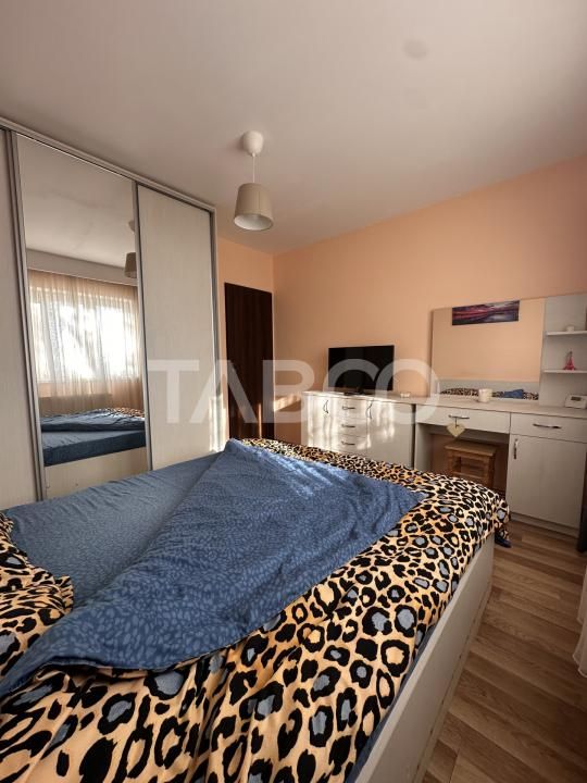 Apartament mobilat utilat de inchiriat 2 camere si balcon Vasile Aaron – fotografia 4 din 14