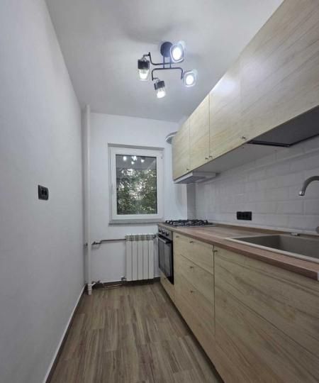 Garsoniera de inchiriat | Basarabia | Metrou | Boiler | Zona Verde | Renovat – fotografia 2 din 6