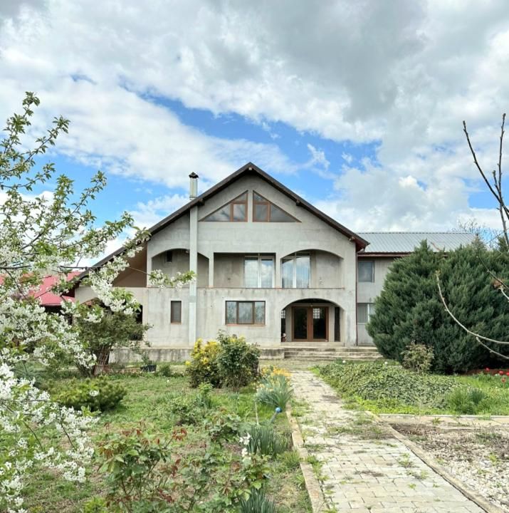 Vilă P+M cu 2300MP teren | 6 camere | 278MP | 30 min București – fotografia 14 din 27