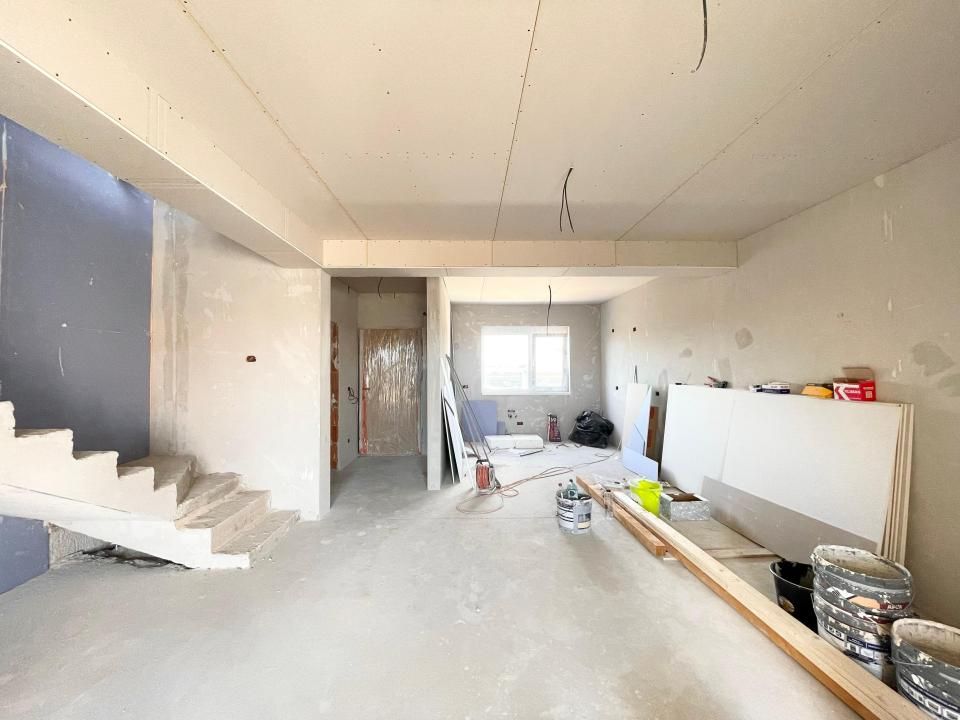 Duplex superb, 4 camere, 300 mp teren - Mosnita Noua – fotografia 3 din 13