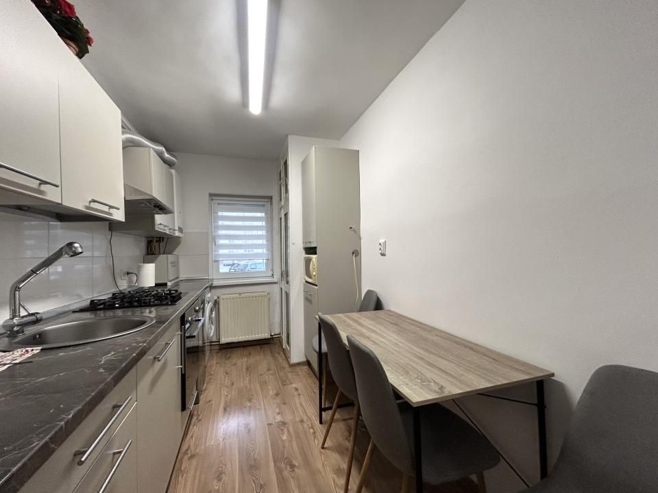 Apartament 3 camere - spațios la parter, ideal locuință sau investiție – fotografia 9 din 11