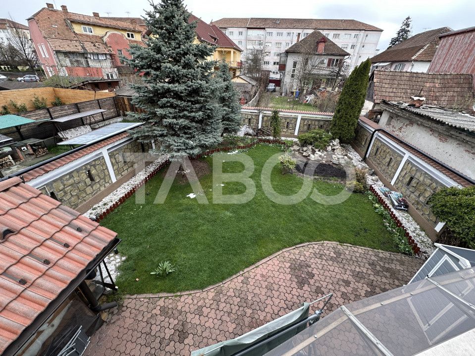 Casa tip californian cu crama piscina sauna garaj teren liber 250 mp – fotografia 19 din 34