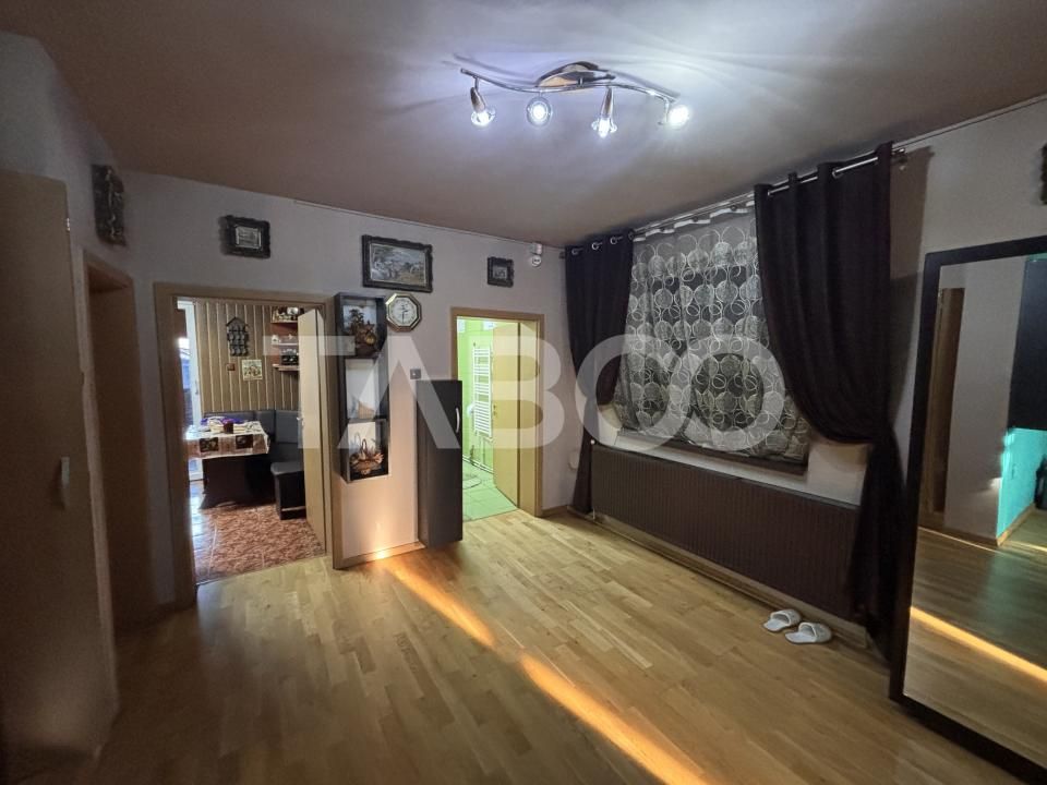Casa individuala de vanzare cu 5 camere spatiu comercial 3 bai Sibiu – fotografia 6 din 23