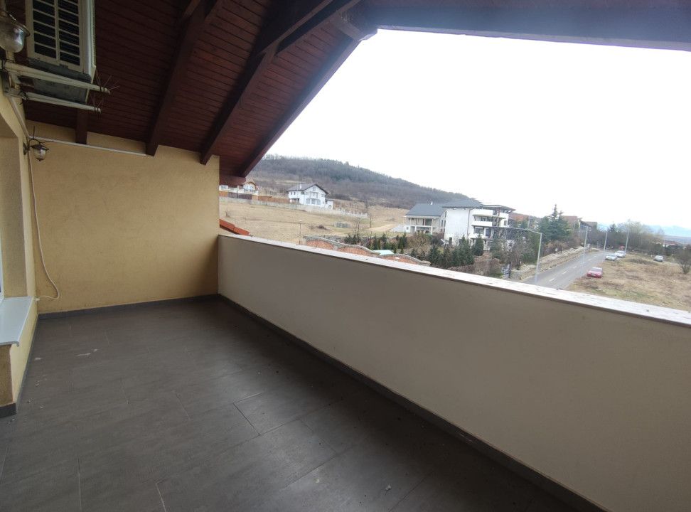 Spațiu de închiriat 80 mp utili pretabil pentru diverse activități – fotografia 9 din 12