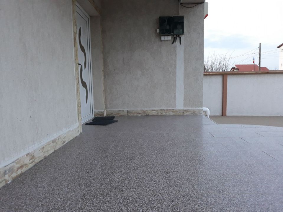 Pensiune cu 10 camere de vanzare in zona Mamaia-Sat - LIDL – fotografia 27 din 31