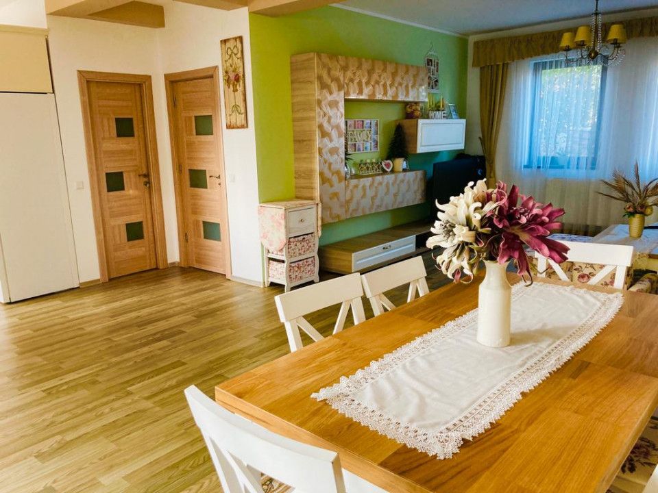 Duplex 120 mp utili ,300 mp teren, piscina, Zona Urusagului! – fotografia 24 din 28