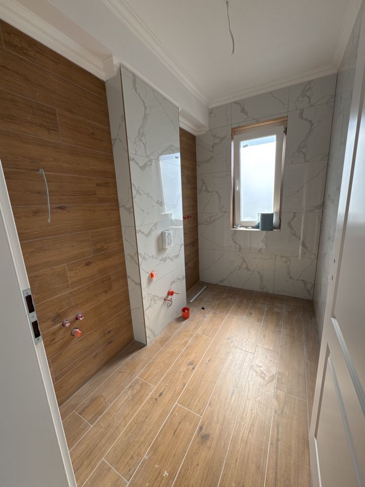 🔑 Apartament 3 camere / 2 bai / etaj 2 / parcare + boxa / ZONA CETATII – fotografia 4 din 9