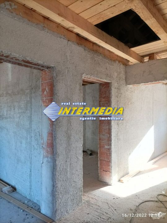Casa noua de vanzare in Alba Iulia cu 4 camere semifinisata cu apa gaz curent – fotografia 5 din 13