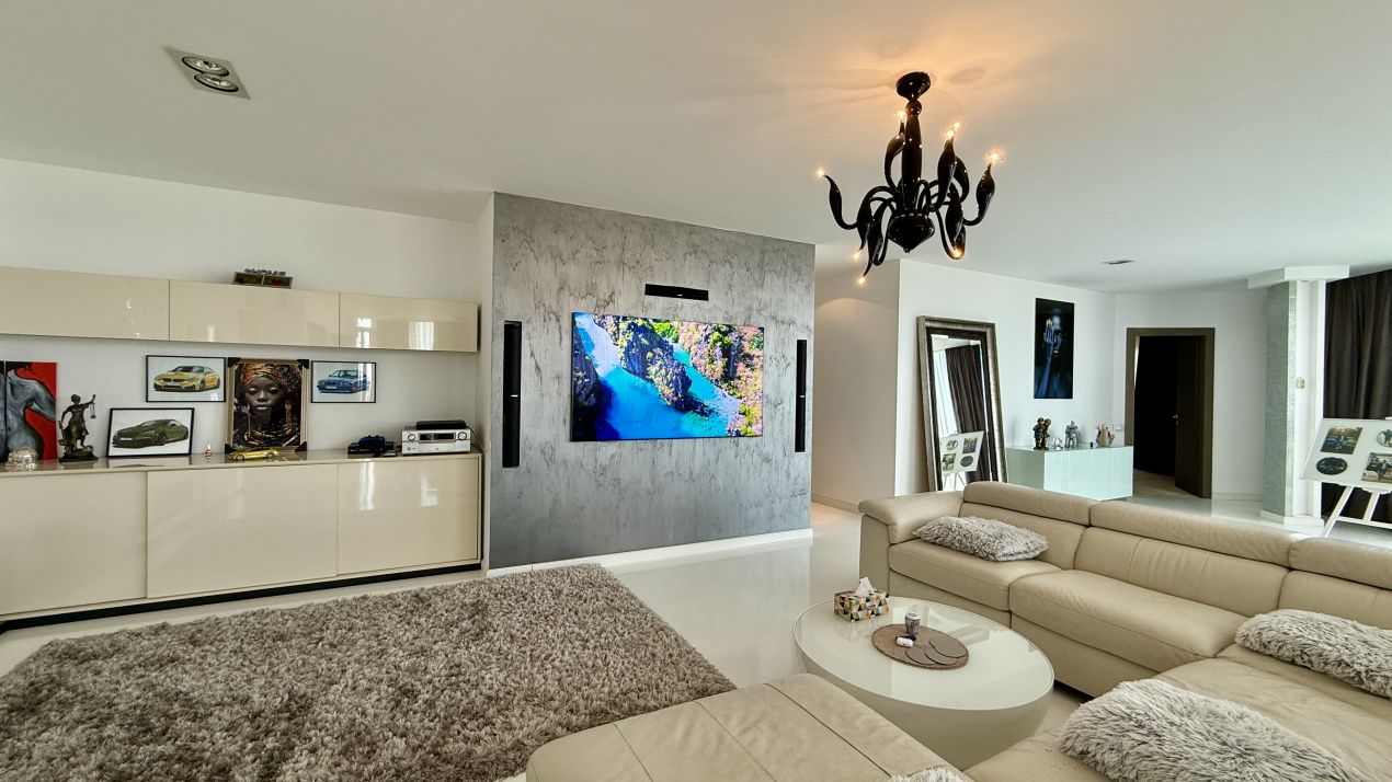 Penthouse UNIC 204 mp totali in Tomis Nord Constanta mobilat si utilat – fotografia 32 din 38