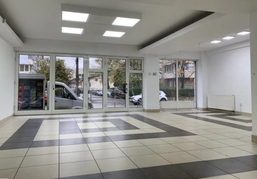 Spatiu comercial in zona Farmec – fotografia 1 din 7