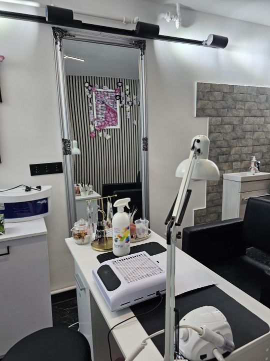 SPATIU COMERCIAL I 60 MP I CETATEI FINISAT COMPLET I DE VANZARE I – fotografia 2 din 7