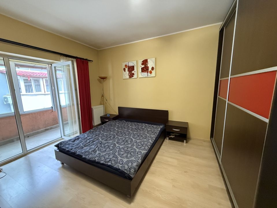 De închiriat - Ap. 4 camere, cu curte comună, Florești, 90 mp. – fotografia 8 din 12