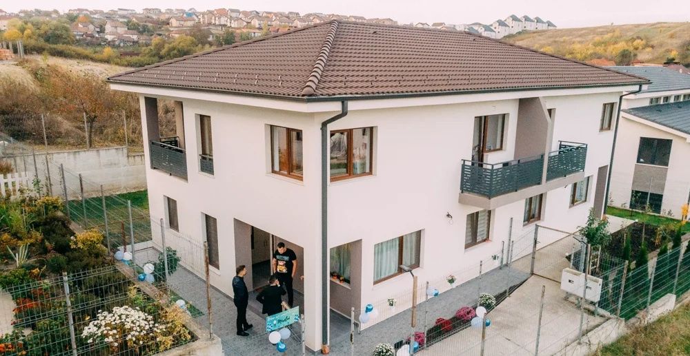 Casă tip duplex P+1+Pod, 102 mp, Dezmir – fotografia 1 din 10