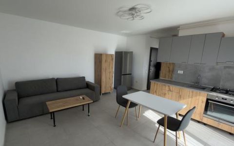 2 Camere de inchiriat | Aparatorii Patriei | Centala | Parcare | Metrou |