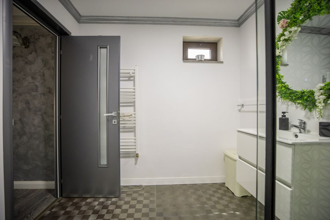 CASA P+1+M, situata in zona KAMSAS – fotografia 46 din 93
