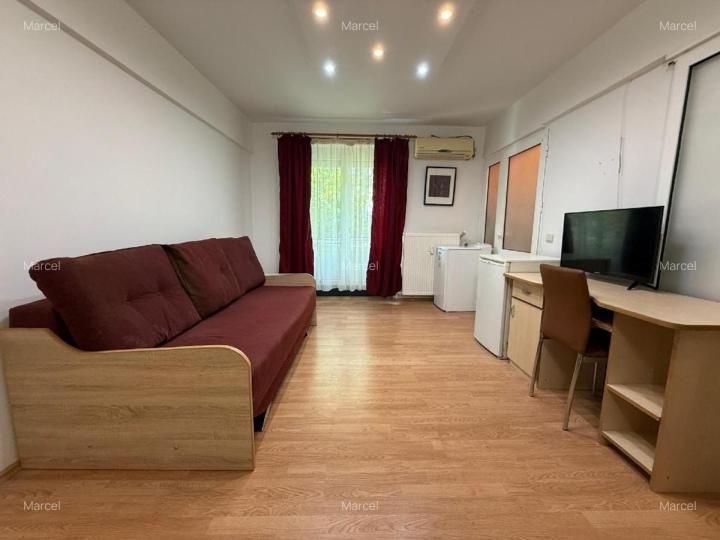 Garsoniera de vanzare | Basarabia | Metrou | Bloc reabilitat  | – fotografia 1 din 5