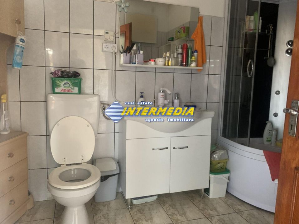 Casa de vanzare 5 camere teren aferent 1410 mp cu toate utilitatile zona Oarda – fotografia 31 din 33