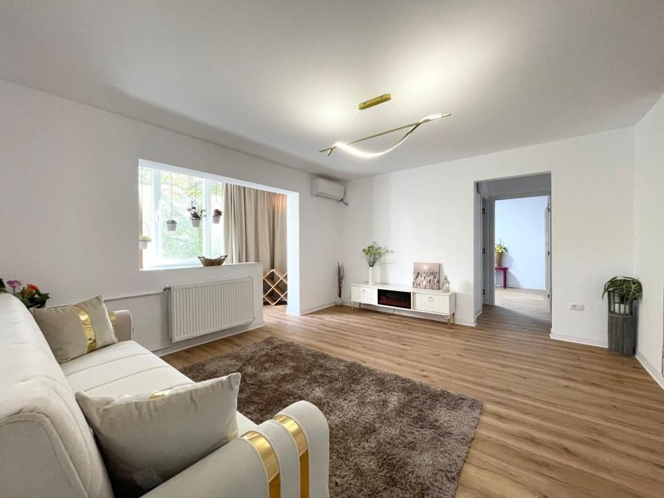 Apartament renovat complet, 2 camere, etaj 1 - Girocului – fotografia 1 din 11